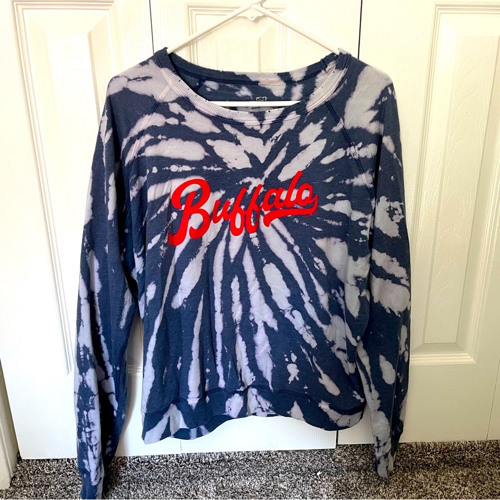 Buffalo sweatshirt- super cute, Southern Bliss - Picture 2 of 4